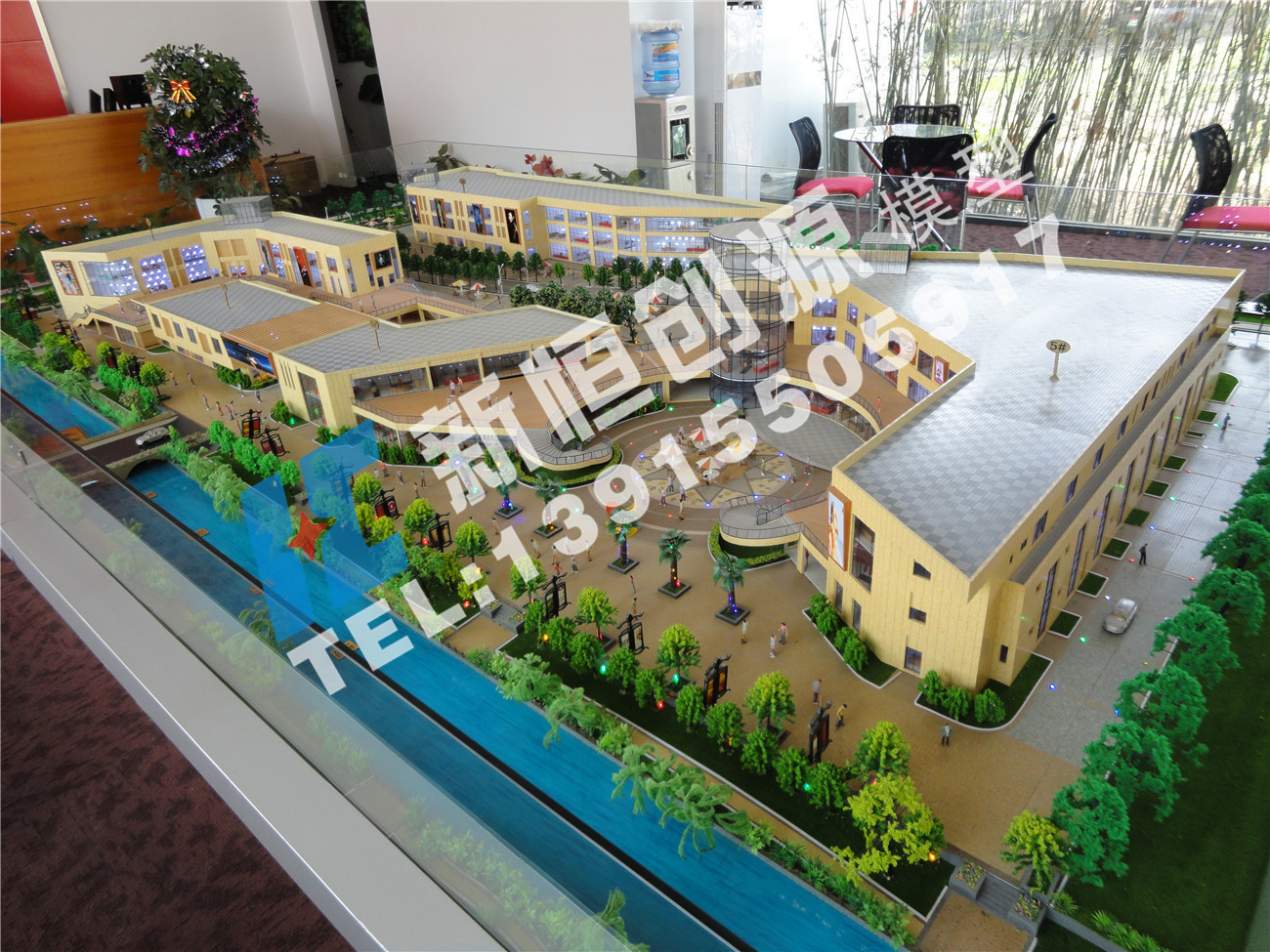 大陽山商業(yè)廣場(chǎng)